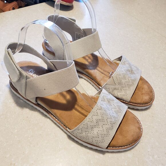 Skechers BOBS Desert Kiss Adobe Princess Comfort Sandals Taupe Women 10 - Picture 1 of 7